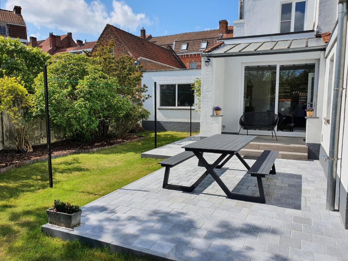 Villa Trendy, Authentieke Woning Met Groot Terras En Tuin Bruges Esterno foto