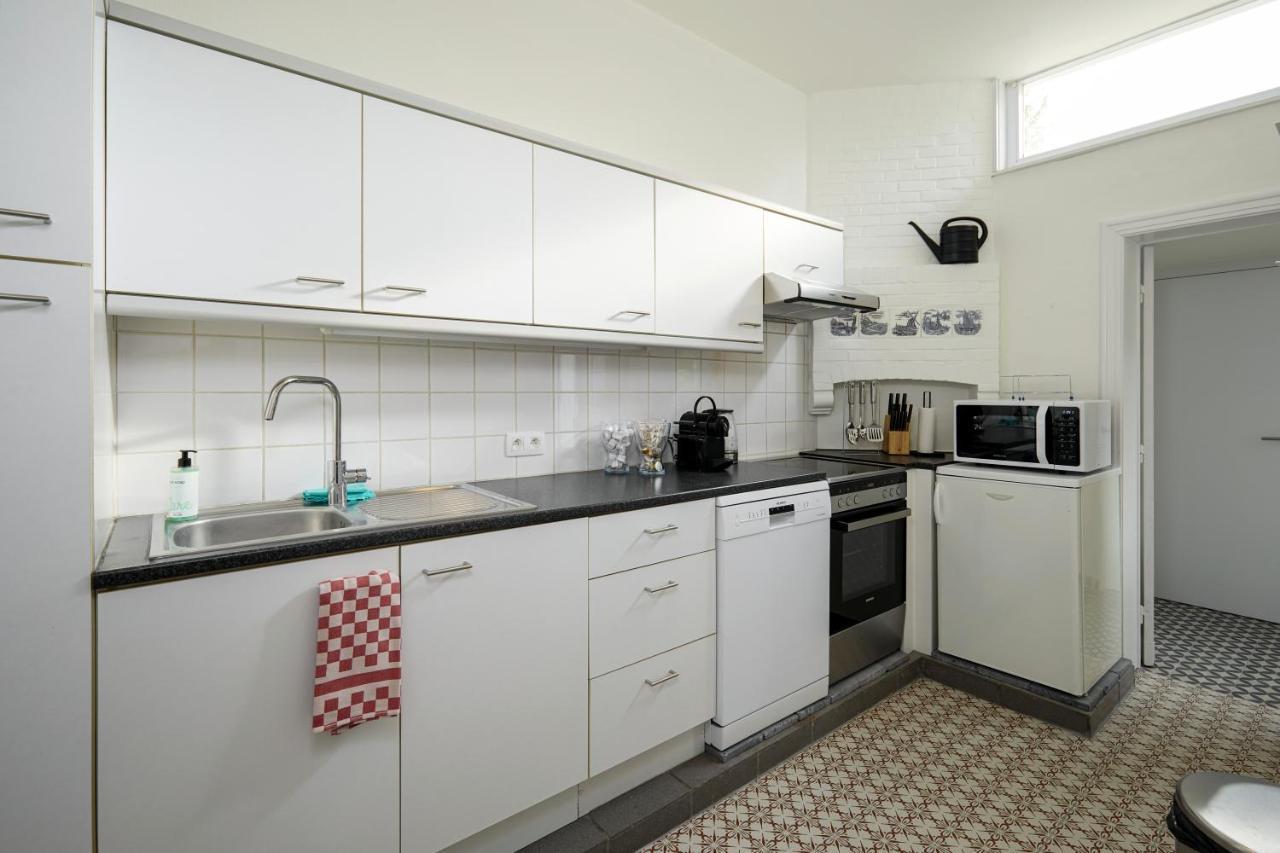 Villa Trendy, Authentieke Woning Met Groot Terras En Tuin Bruges Esterno foto