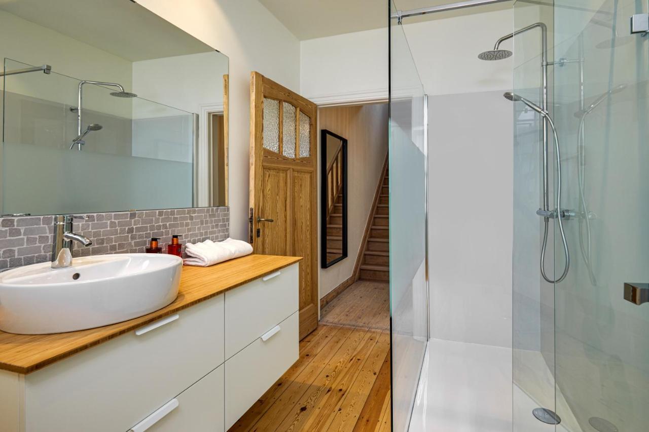Villa Trendy, Authentieke Woning Met Groot Terras En Tuin Bruges Esterno foto